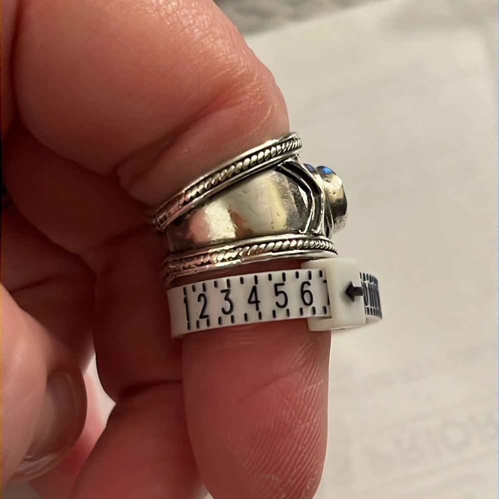 Vintage Balinese Sterling Silver and Garnet ring size 6.5 - Picture 7 of 9